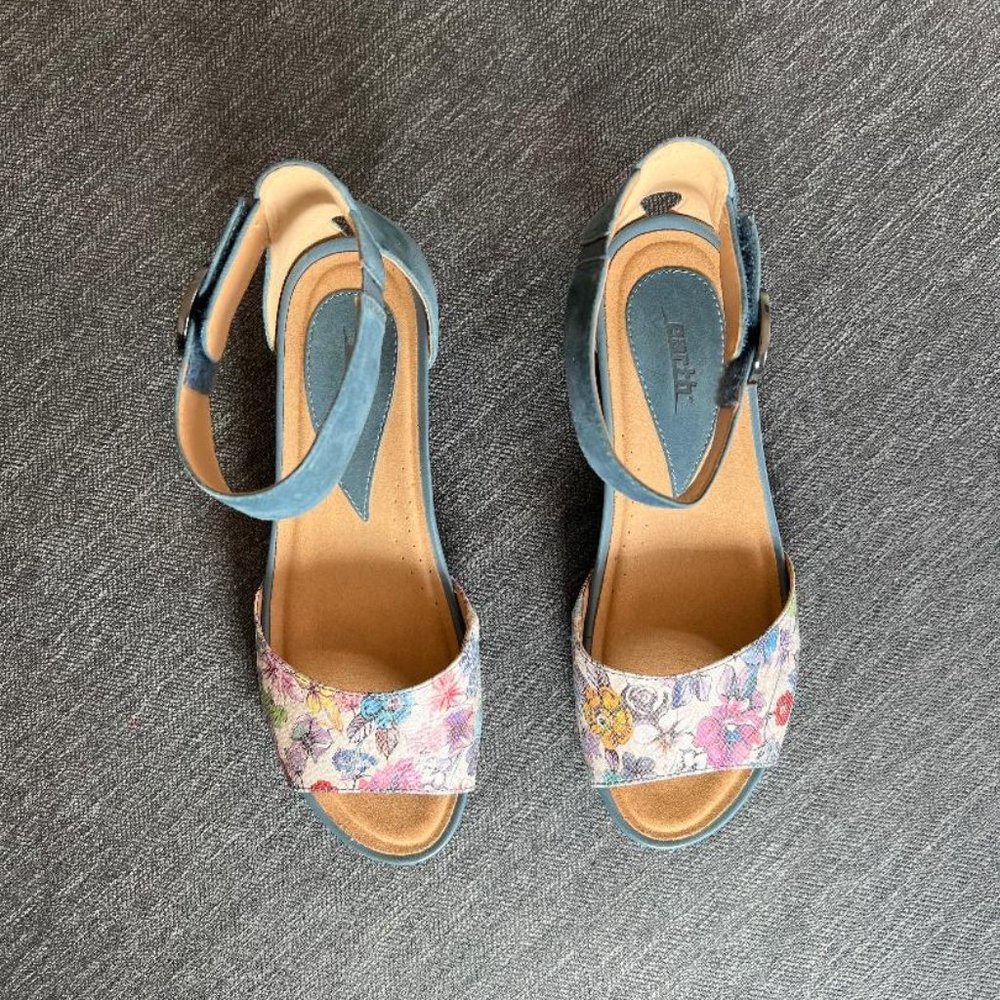 Earth Women's Blue Printed Suede Sandal - 9.5M